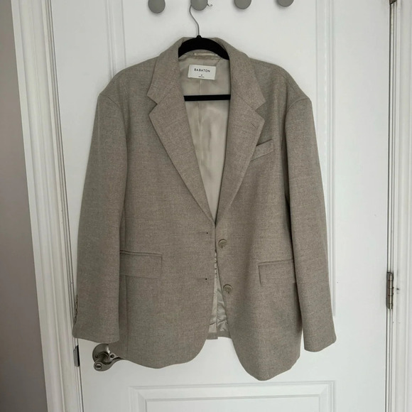 Babaton s-breasted w a notched lapel and pockets, cozy flannel made with wool. - Picture 9 of 9